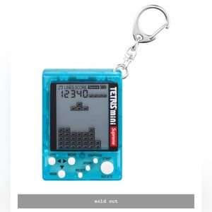 🔥SOLD OUT🔥Supreme x Tetris Mini Game|SS24|Blue|Keychain|CONFIRMED ORDER